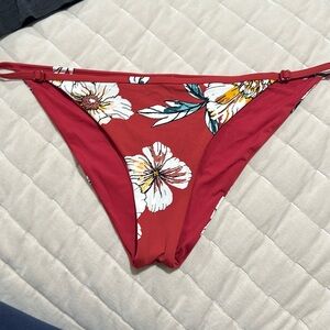 Adjustable Roxy swim bottoms